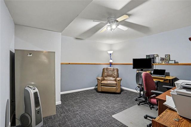 705 Benjamin Avenue, Gower, MO 64454