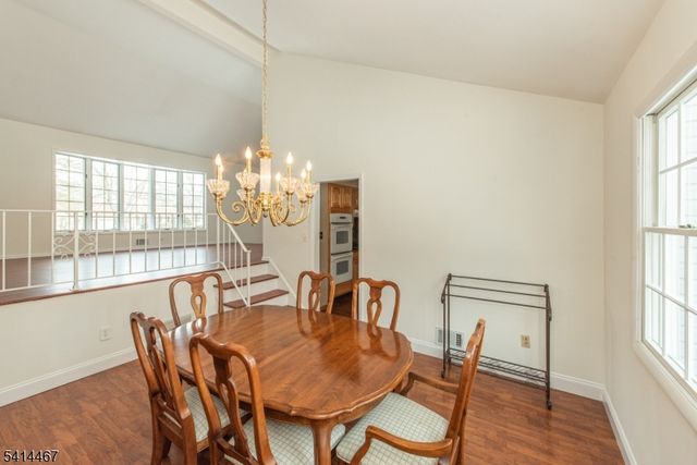 9 Nantes Rd, Parsippany-troy Hills Twp., NJ 07054