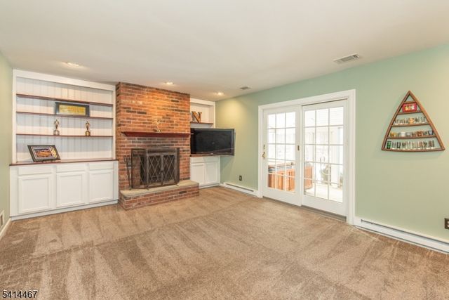 9 Nantes Rd, Parsippany-troy Hills Twp., NJ 07054