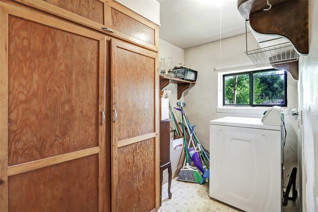 335B County Rd 142, Medanales, NM 87548