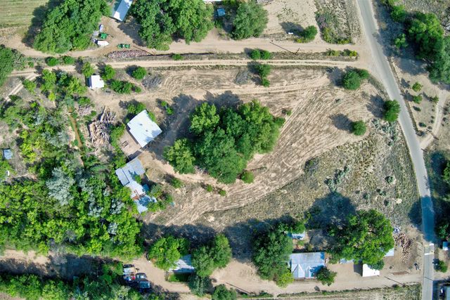 335B County Rd 142, Medanales, NM 87548