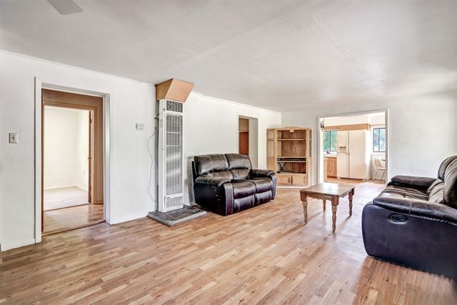 335B County Rd 142, Medanales, NM 87548