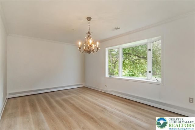 4050 Ascot Circle, Lower Macungie Twp, PA 18103