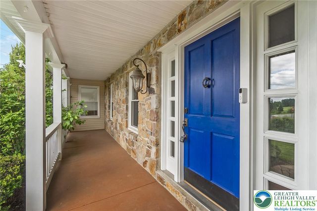 4050 Ascot Circle, Lower Macungie Twp, PA 18103