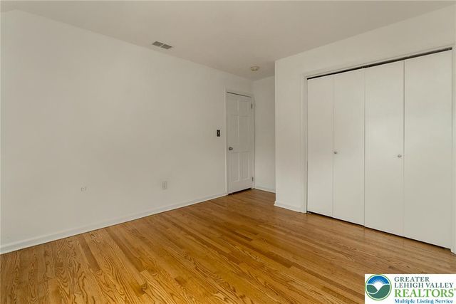 4050 Ascot Circle, Lower Macungie Twp, PA 18103