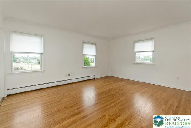 4050 Ascot Circle, Lower Macungie Twp, PA 18103