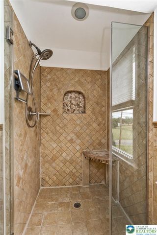 4050 Ascot Circle, Lower Macungie Twp, PA 18103