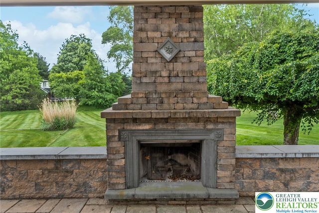 4050 Ascot Circle, Lower Macungie Twp, PA 18103