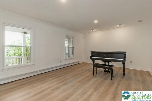 4050 Ascot Circle, Lower Macungie Twp, PA 18103
