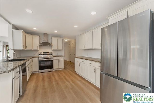 4050 Ascot Circle, Lower Macungie Twp, PA 18103