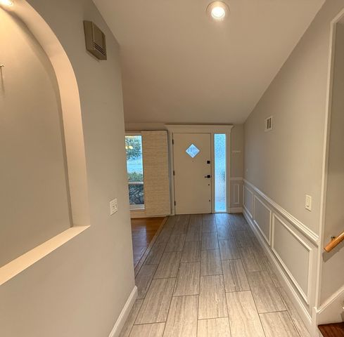 9200 Avers Avenue, Evanston, IL 60203