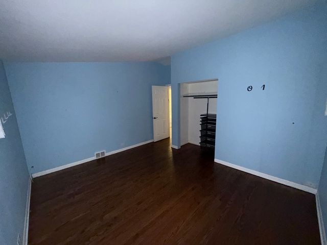 9200 Avers Avenue, Evanston, IL 60203