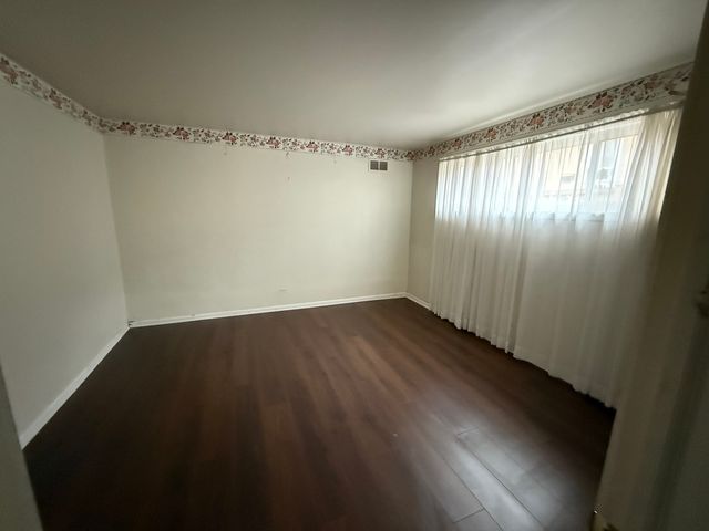 9200 Avers Avenue, Evanston, IL 60203