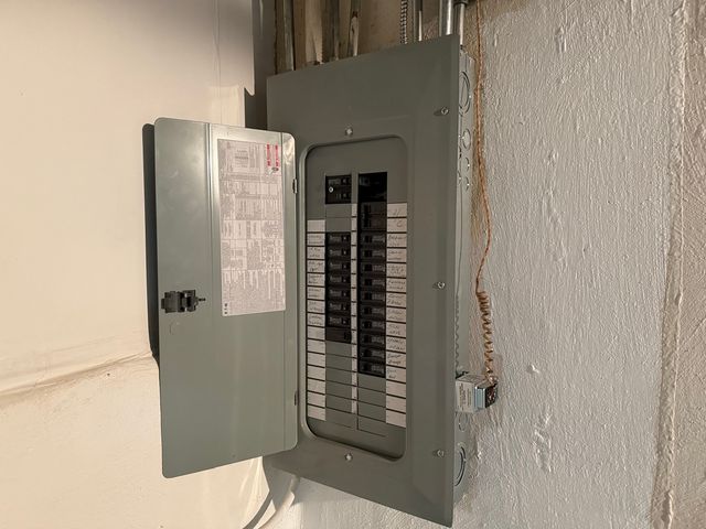 9200 Avers Avenue, Evanston, IL 60203