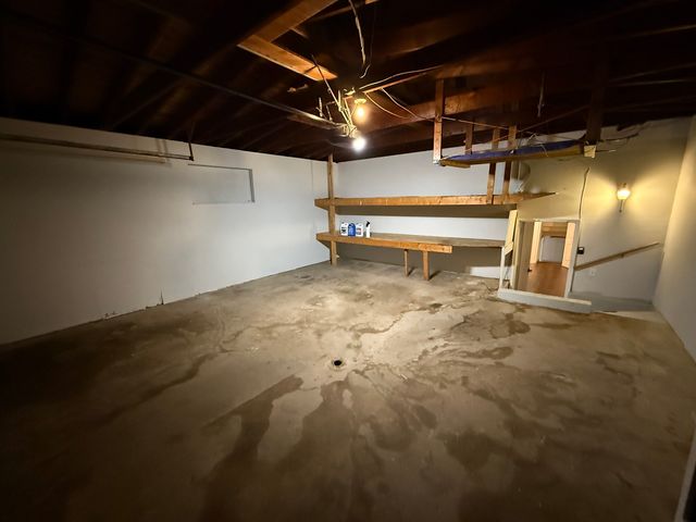 9200 Avers Avenue, Evanston, IL 60203