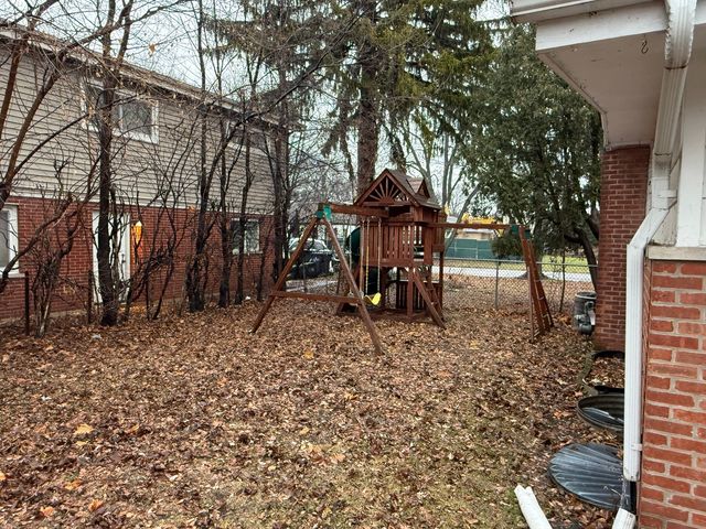 9200 Avers Avenue, Evanston, IL 60203