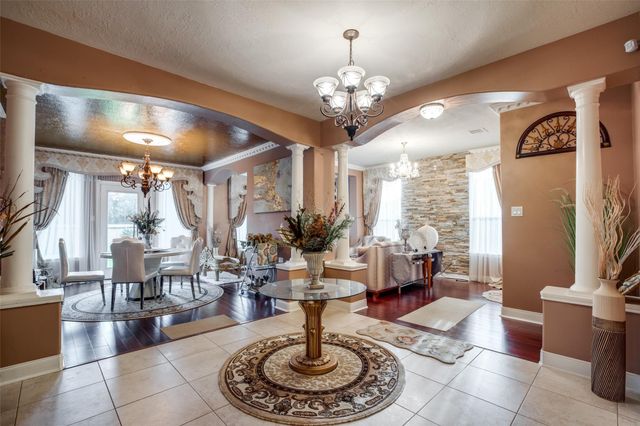 16347 Cascade Caverns Lane, Houston, TX 77044