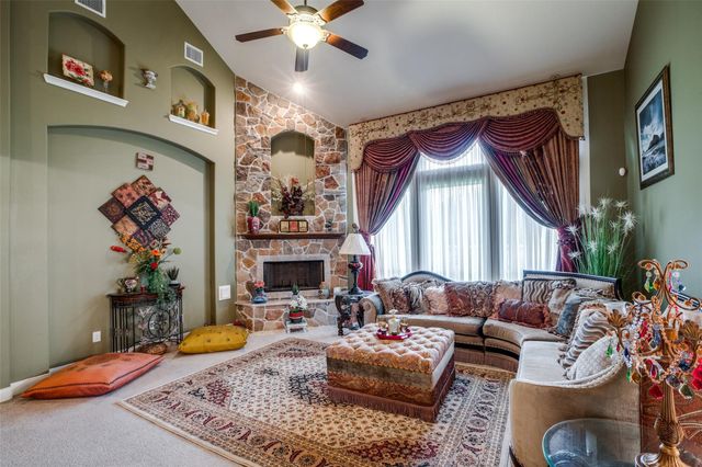 16347 Cascade Caverns Lane, Houston, TX 77044