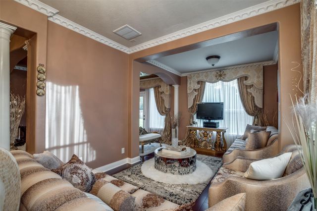 16347 Cascade Caverns Lane, Houston, TX 77044