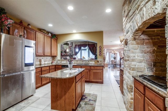 16347 Cascade Caverns Lane, Houston, TX 77044