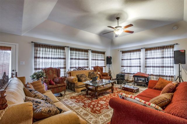 16347 Cascade Caverns Lane, Houston, TX 77044