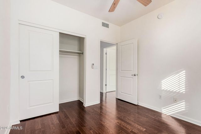 525 W LAKESIDE Drive 141, Tempe, AZ 85281