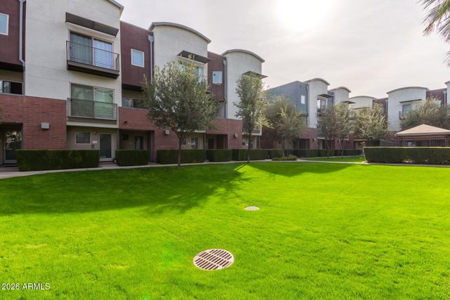 525 W LAKESIDE Drive 141, Tempe, AZ 85281