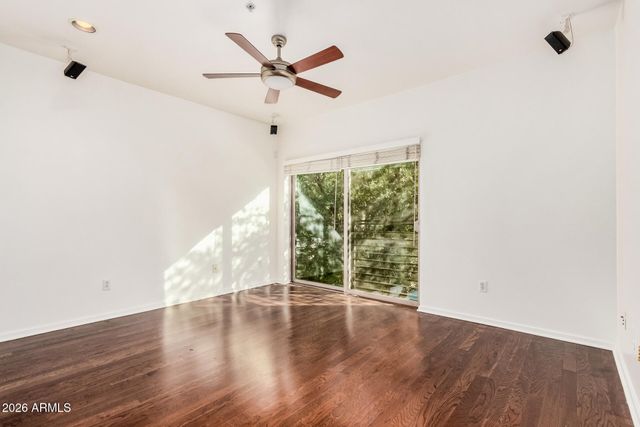 525 W LAKESIDE Drive 141, Tempe, AZ 85281