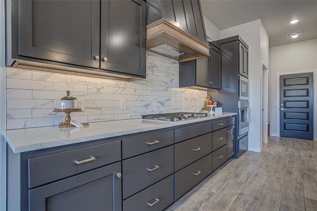 201 Meadowlark Lane, Blanchard, OK 73010