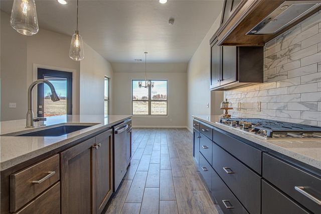 201 Meadowlark Lane, Blanchard, OK 73010