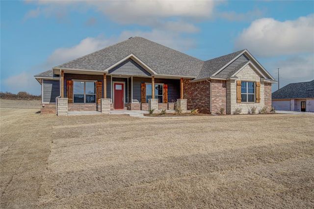 201 Meadowlark Lane, Blanchard, OK 73010