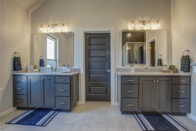 201 Meadowlark Lane, Blanchard, OK 73010