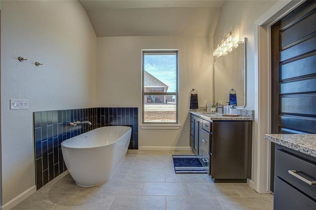 201 Meadowlark Lane, Blanchard, OK 73010