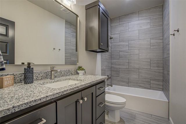 201 Meadowlark Lane, Blanchard, OK 73010