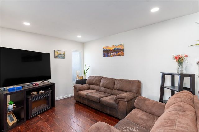 1650 S Campus 12, Ontario, CA 91761