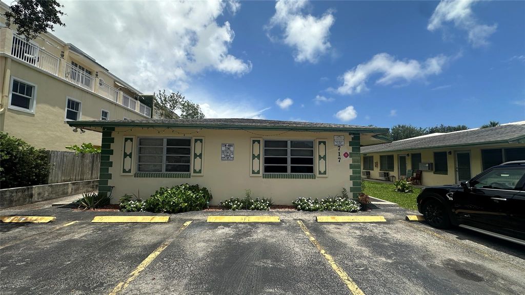 717 SE 16th Street 3, Fort Lauderdale, FL 33316