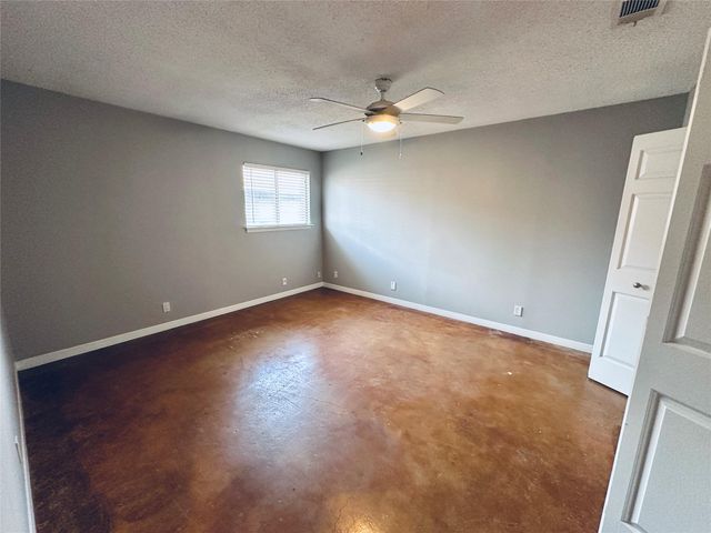 3416 Willowrun DR 4, Austin, TX 78704