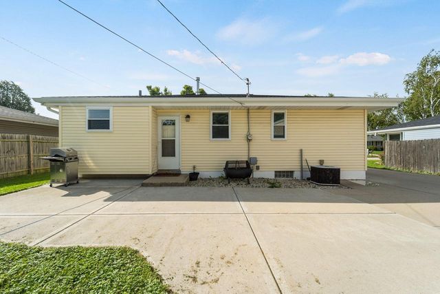 5732 66th STREET, Kenosha, WI 53142