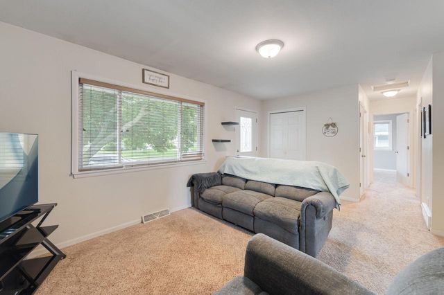 5732 66th STREET, Kenosha, WI 53142