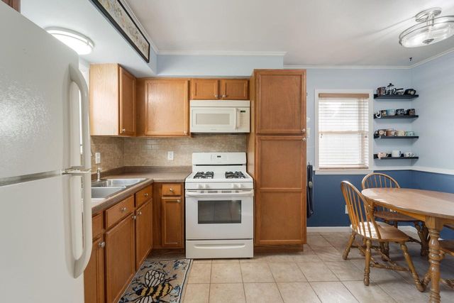 5732 66th STREET, Kenosha, WI 53142