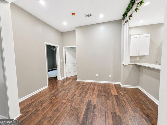 5589 River Road A, Ellenwood, GA 30294