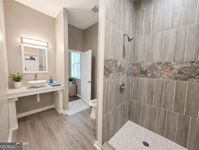 5589 River Road A, Ellenwood, GA 30294