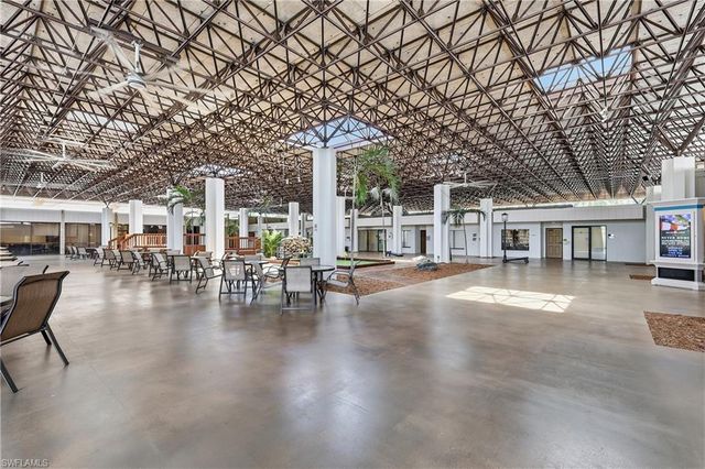 1836 Pine Glade CIR, Fort Myers, FL 33907