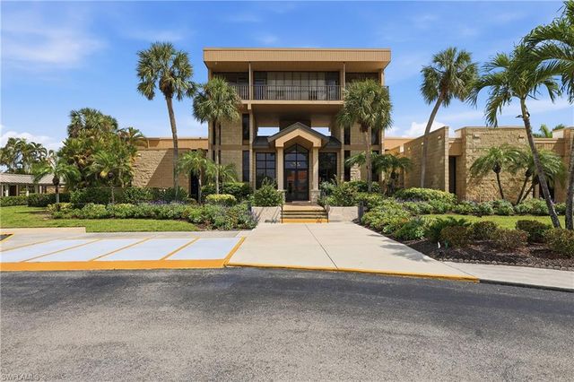 1836 Pine Glade CIR, Fort Myers, FL 33907