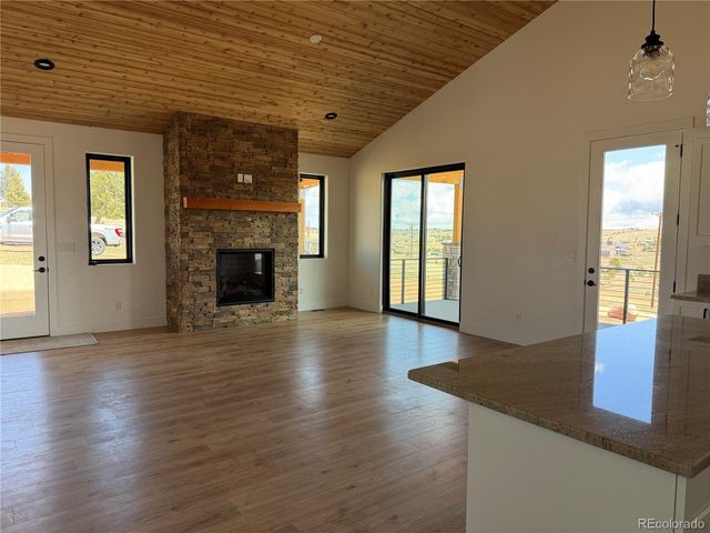 538 Friar Tuck Dr, Divide, CO 80814