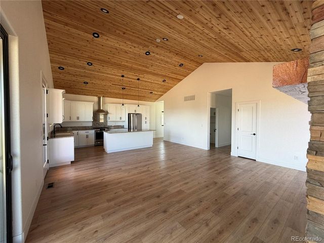 538 Friar Tuck Dr, Divide, CO 80814