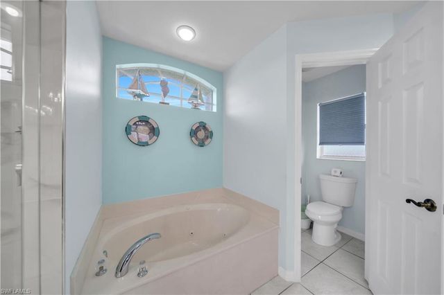 1722 SW 38th TER, Cape Coral, FL 33914