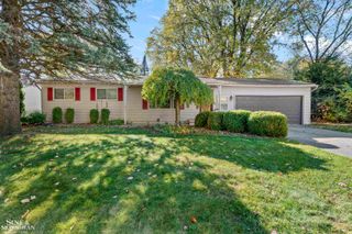2250 Lee Avenue, Shelby Twp, MI 48317