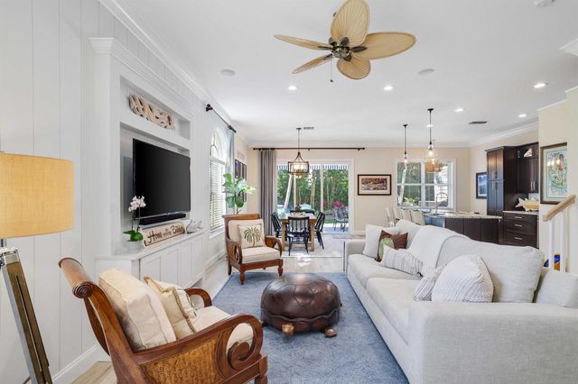 131 Barefoot Cove, Hypoluxo, FL 33462