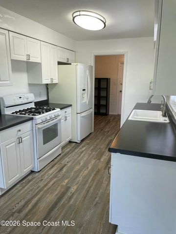 60 Barbados Drive, Merritt Island, FL 32952